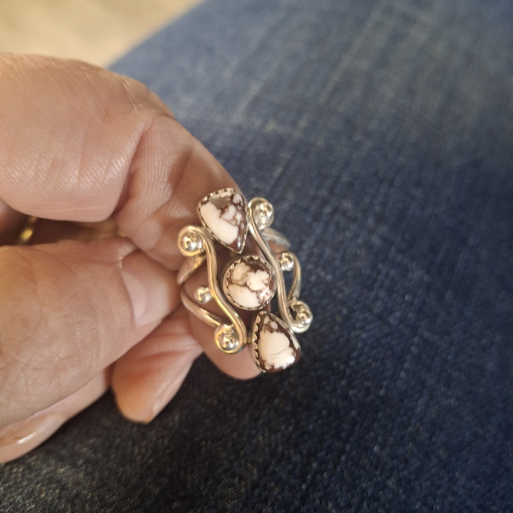 Silver White Howlite Ring with Three Stone Design